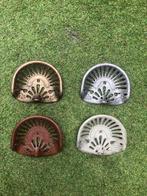 8 x miniatuur trekker/ tractor zadels, één koop, Ophalen of Verzenden