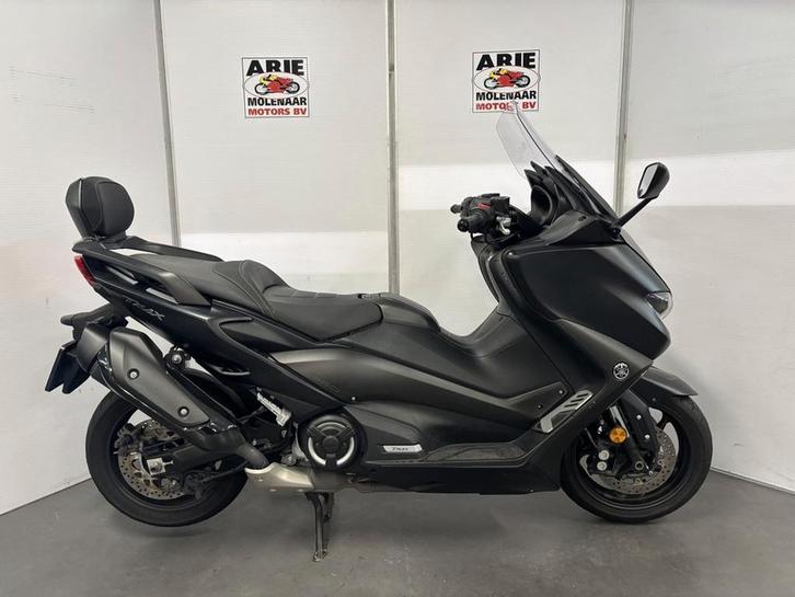 Yamaha T MAX ABS (bj 2021), Motoren, Motoren | Yamaha, Bedrijf, Scooter, 12 t/m 35 kW, 2 cilinders, Minimaal motorrijbewijs A2