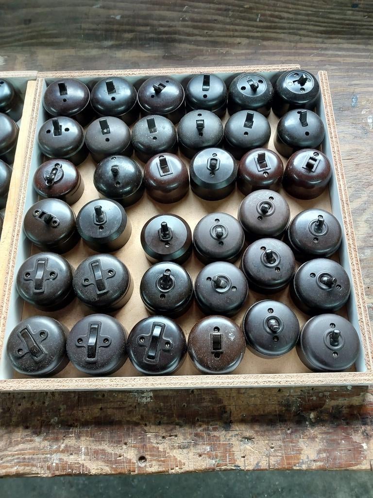 Oude bakeliet schakelaar, Ophalen of Verzenden