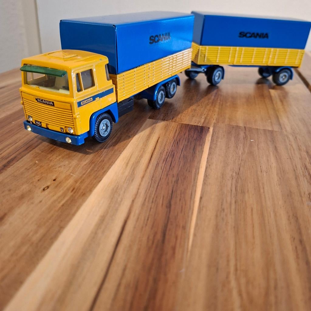 SCANIA,S 141 MW  6 x 2 & Hanger Huif ,Trailer CBN Org Doos ., Verzenden, Zo goed als nieuw, Bus of Vrachtwagen, Tekno