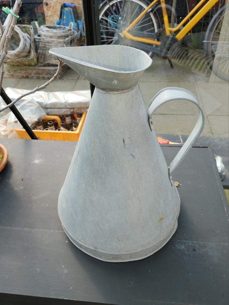 Zinken gieter met opschrift - 32 cm hoog, Ophalen