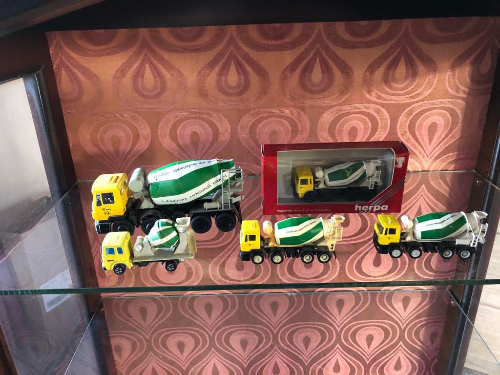 Mebin miniatuur betonmixers 1 nieuw in doosje, Ophalen of Verzenden, Gebruikt, Bus of Vrachtwagen