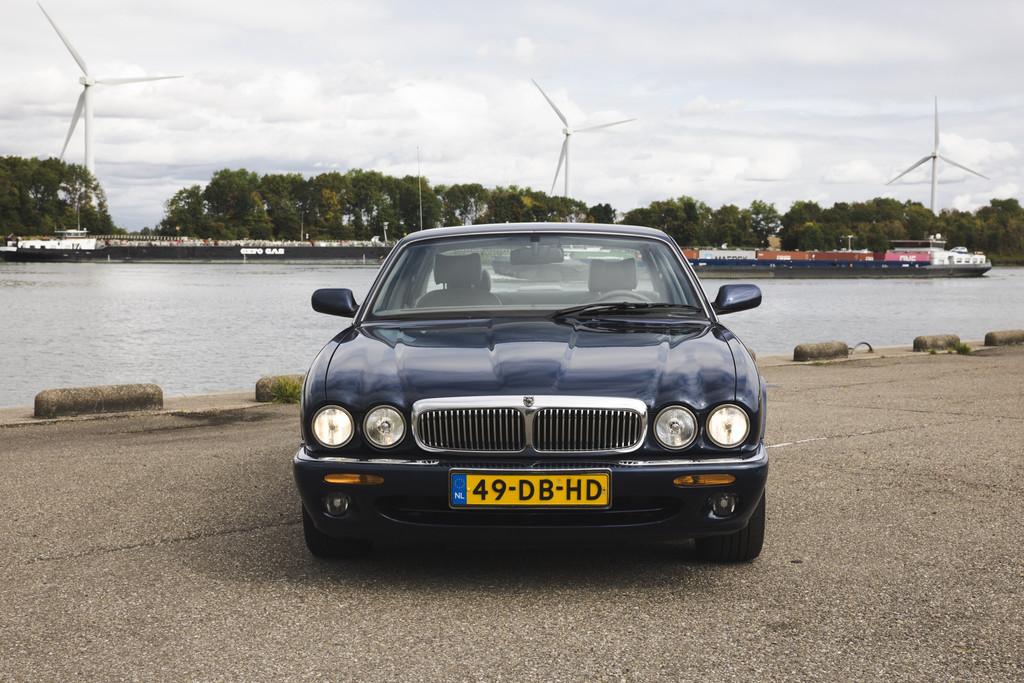 Jaguar Sovereign 3.2 V8 (bj 1999, automaat), Auto's, Automaat, Blauw, Bedrijf, Sedan
