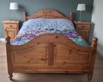 Gratis af te halen: houten bed met nachtkastjes, Huis en Inrichting, Ophalen, Gebruikt, Tweepersoons