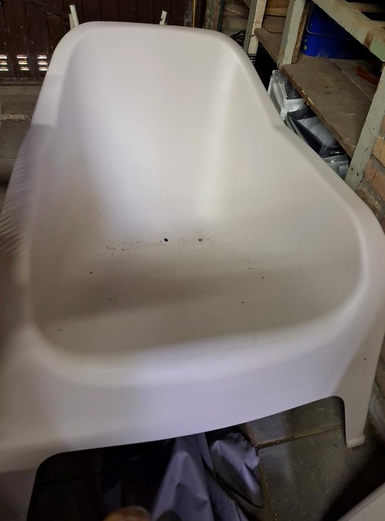 fauteuil Tommy  beige kunstof  (1 poot stukje afgebroken), Tuin en Terras, Ophalen, Gebruikt, Kunststof