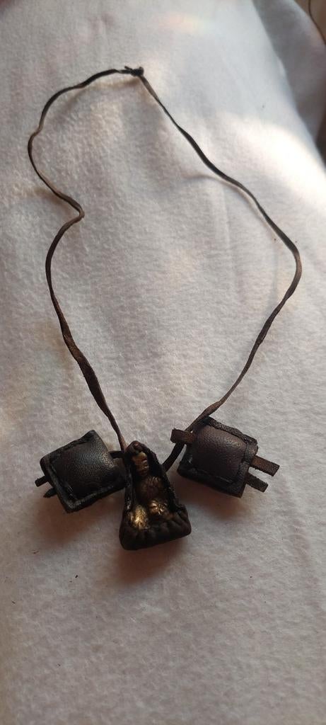 Tibetaanse boeddha ketting in leer, Ophalen of Verzenden, Nieuw, Bruin, Overige materialen