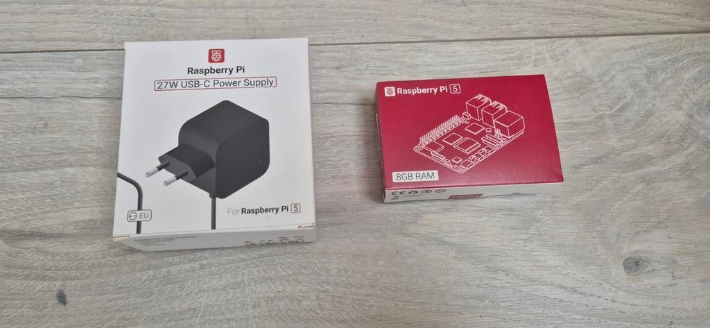 Raspberry Pi 5 8GB RAM met 27W USB-C Voeding, Ophalen, Nieuw