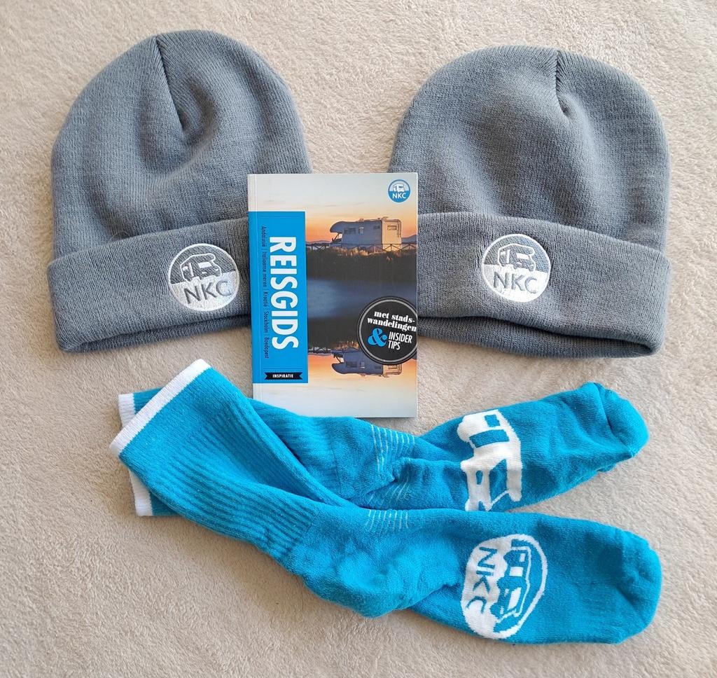 NKC Camper Reisgids met mutsen en sokken, Ophalen of Verzenden, Zo goed als nieuw, Reisgids of -boek, Overige merken