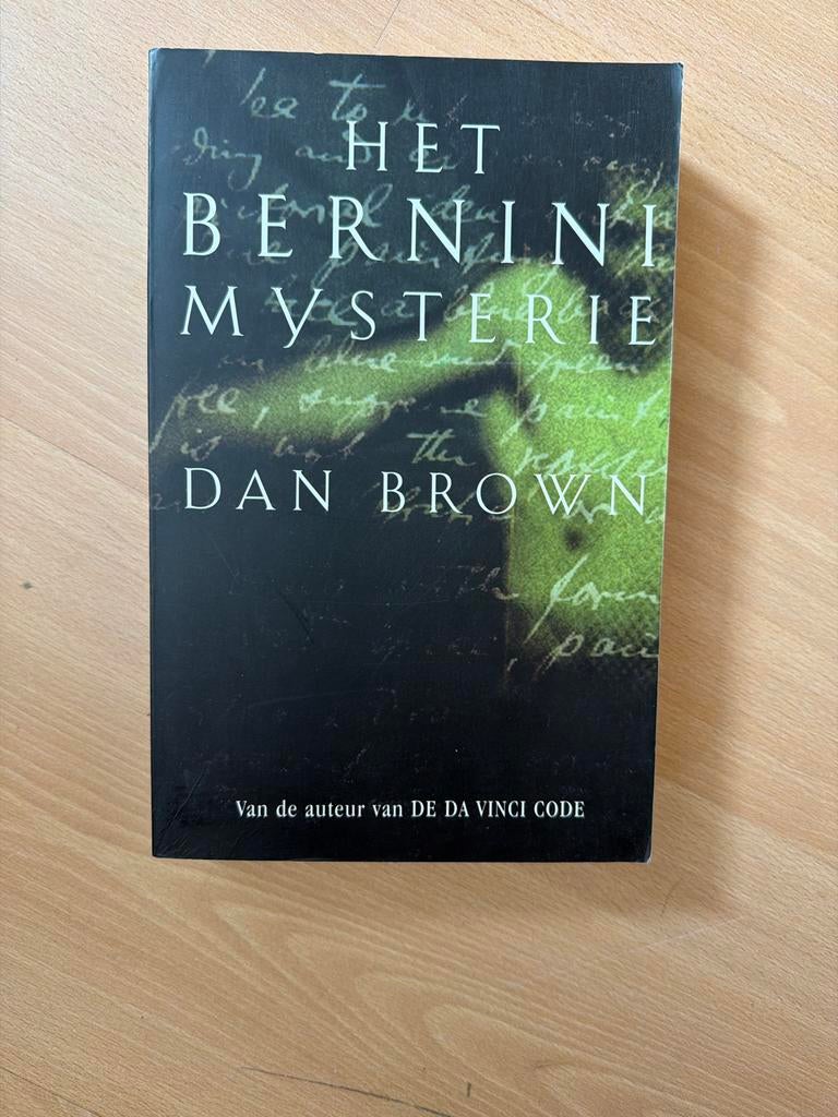 Het Bernini Mysterie - Dan Brown (Paperback), Ophalen of Verzenden, Gelezen, Nederland