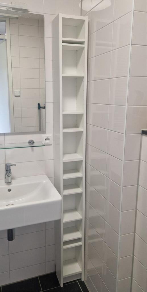 IKEA GNEDBY, smalle kast voor bv cd's of dvd's, Ophalen, Met plank(en), Minder dan 50 cm, Gebruikt