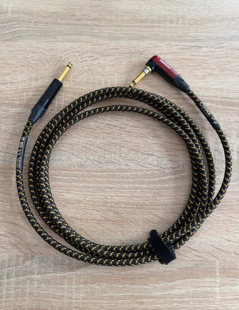 Cordial gitaarkabel (3m) met Neutrik Silent plug. Nieuwstaat, Muziek en Instrumenten, Ophalen of Verzenden, Nieuw