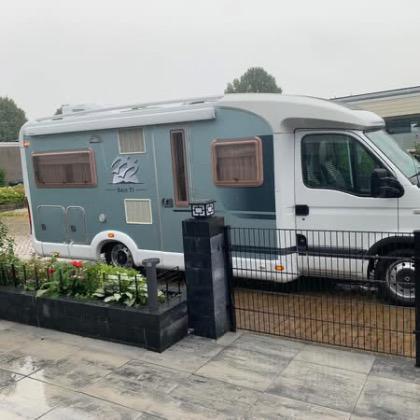Mooi knaus r06 sun automaat meer foto en informatie bij, Caravans en Kamperen, Campers, Automaat, Ringverwarming, Koelkast, Buitenlamp
