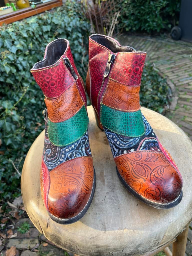 Enkellaarsje maat 40., Overige kleuren, Lage of Enkellaarzen, Ophalen of Verzenden, Zo goed als nieuw