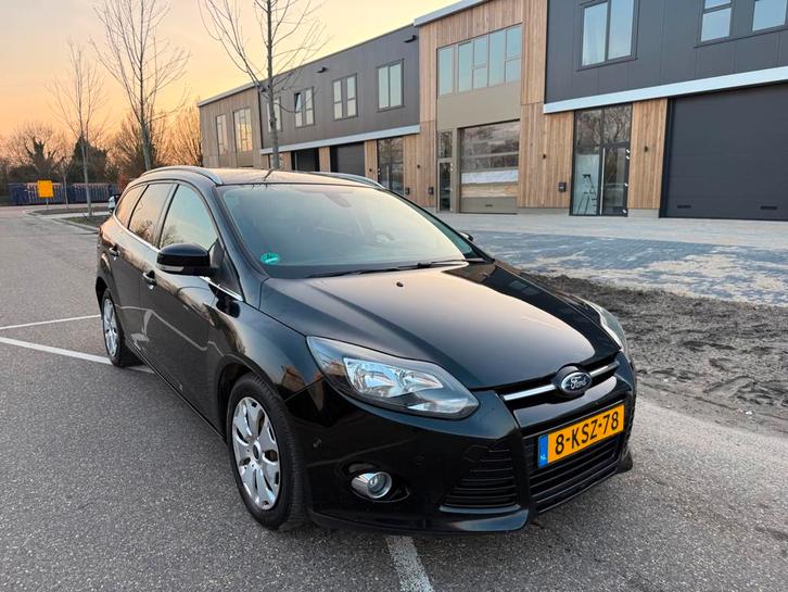 Ford Focus Wagon 1.6 TDCI Titanium (bj 2013) CLIMA|CRUISE|PD, Auto's, Ford, Bedrijf, Te koop, Focus, ABS, Airbags, Airconditioning