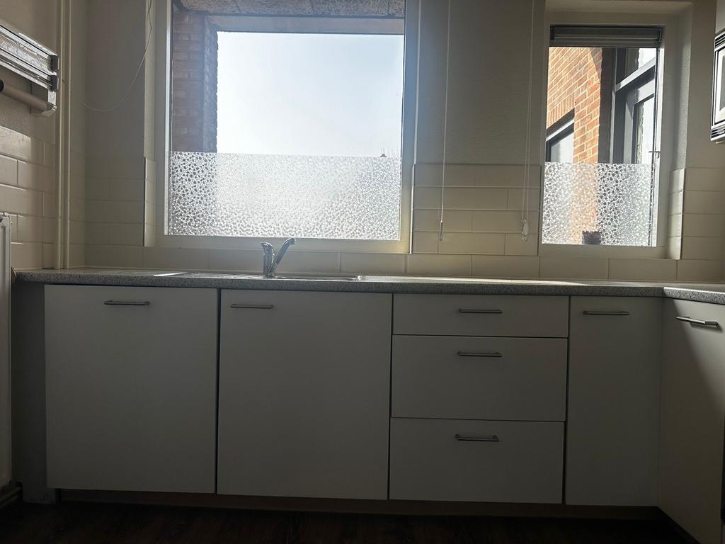 Complete keuken met 4 elektrische apparaten, Ophalen, Gebruikt, Wit, Hoekkeuken