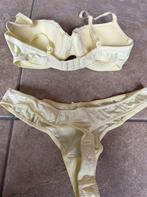 F&F bh en string s/m 32C geel, Geel, Ophalen of Verzenden, BH, Nvt
