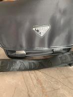 Prada schoudertas, Ophalen of Verzenden, Zo goed als nieuw, Zwart