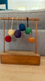Fröbel speelgave; de gekleurde ballen, Antiek en Kunst, Ophalen of Verzenden