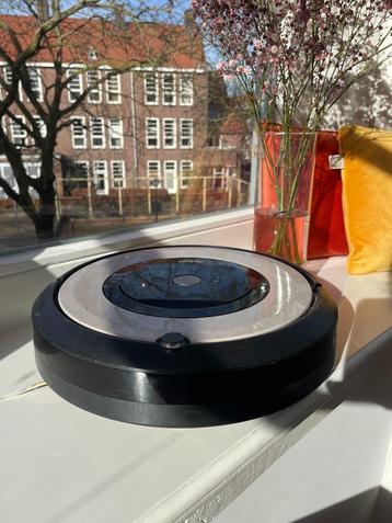 Roomba vacuum cleaner beschikbaar voor biedingen