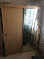 Mooie grote kledingkast, Huis en Inrichting, 150 tot 200 cm, Ophalen of Verzenden, Zo goed als nieuw, 150 tot 200 cm