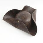 Piraten hoed (bruine leren pet oude zeerover heren dames), Verzenden, Nieuw, Hoed