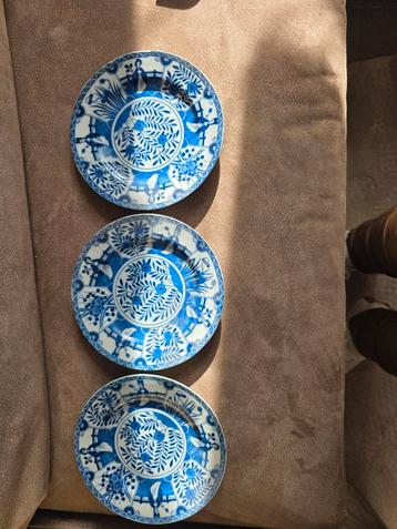 Delfsblauwe bordjes  beschikbaar voor biedingen