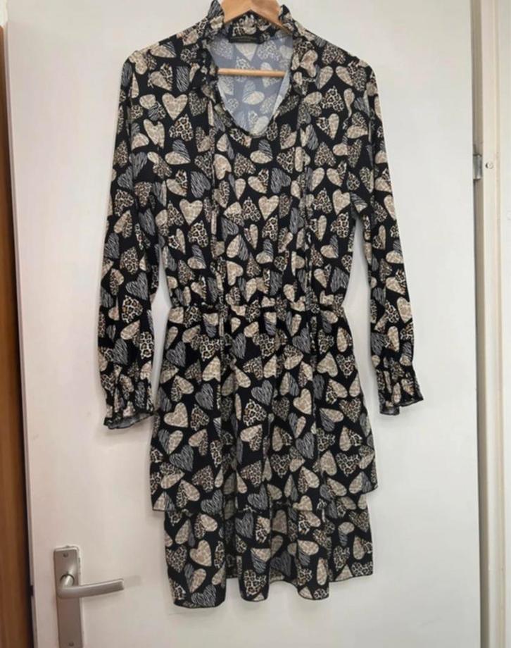 Dames jurkje merk Musthaves by Elja maat 40/42, Kleding | Dames, Jurken, Zo goed als nieuw, Maat 38/40 (M), Bruin, Boven de knie