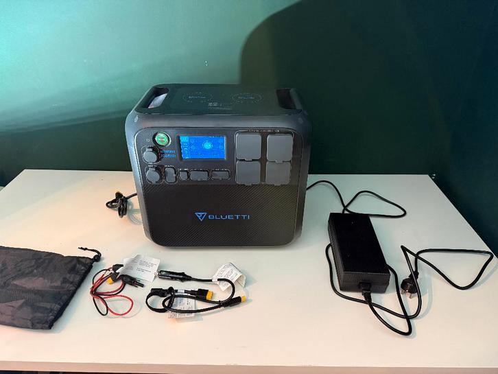 BLUETTI AC200MAX Power Station, Caravans en Kamperen, Kampeeraccessoires, Nieuw, Ophalen
