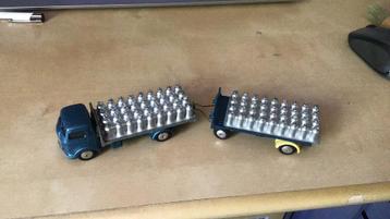 CORGI TOYS MILK TRUCK AND TRAILER UNIEK PRODUCTIE 1962-1966 beschikbaar voor biedingen