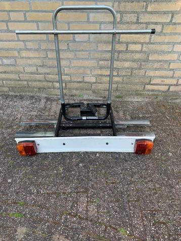 fietsendrager beschikbaar voor biedingen