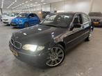 BMW 3-serie 320i Special Executive / AUTOMAAT / NAVI-MULTIME, Achterwielaandrijving, Navigatiesysteem, Zwart, Bedrijf