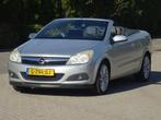 Opel Astra TwinTop 1.6 Enjoy AIRCO/LEER/CRUISE/PDC/APK, Auto's, Voorwielaandrijving, 745 kg, 4 cilinders, Cabriolet