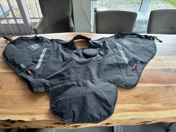 Tucano R151 beenkleed voor o.a. Piaggio Zip, Fietsen en Brommers, Brommers | Toebehoren, Zo goed als nieuw, Ophalen of Verzenden