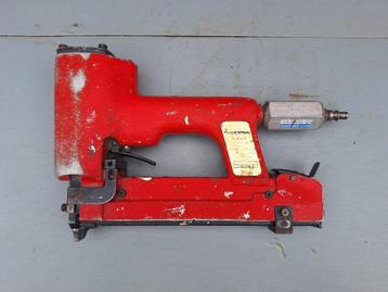 Haubold SN40K 16 pneumatische spijker tacker beschikbaar voor biedingen
