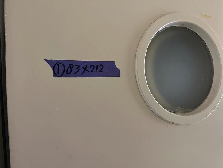 Industriële klapdeur met rond glas - 88x212 & 86x212, Doe-het-zelf en Verbouw, Deuren en Horren, Gebruikt, Binnendeur, 200 tot 215 cm