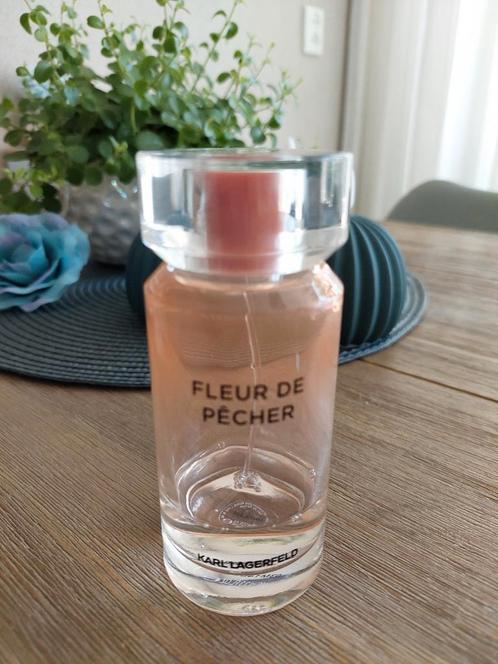 Karl Lagerfeld Fleur de Pecher Eau de Parfum, Sieraden, Tassen en Uiterlijk, Uiterlijk | Parfum, Gebruikt, Verzenden