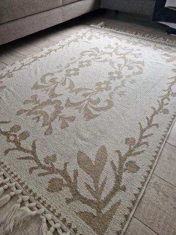 Vloerkleed  beschikbaar voor biedingen