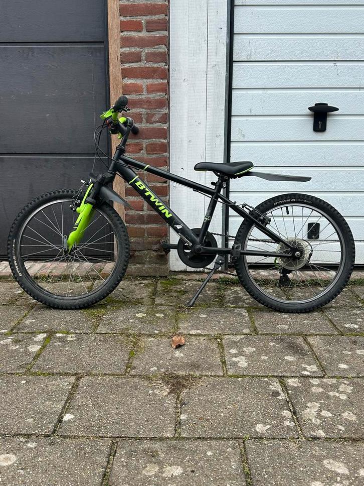 B-twin 20 inch mountainbike - 6 versnellingen, Fietsen en Brommers, Fietsen | Jongens, Gebruikt, 20 inch, Handrem, Ophalen