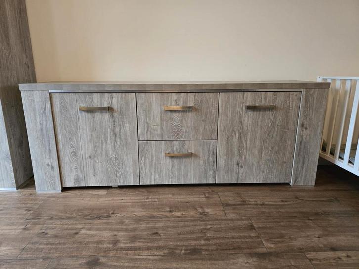 Dressoir Pronto, Huis en Inrichting, Kasten | Dressoirs, Zo goed als nieuw, 150 tot 200 cm, 25 tot 50 cm, Ophalen