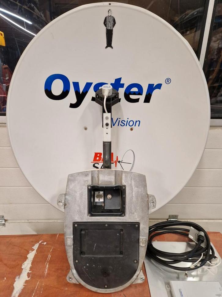 Oyster Vision 2   85 cm Schotelantenne, Caravans en Kamperen, Camper-accessoires, Gebruikt, Ophalen of Verzenden