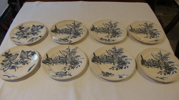 8 Antieke Bordjes met Vogeltjes, Antiek en Kunst, Antiek | Servies los, Ophalen