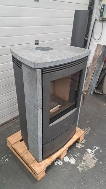 Speksteenkachel 8kw beschikbaar voor biedingen