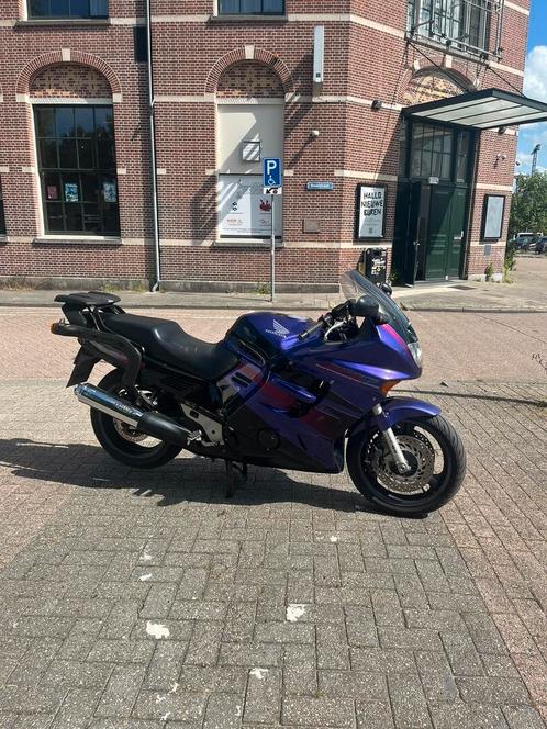 Honda CBR 1000F 1994, Motoren, Motoren | Honda, Particulier, Sport, meer dan 35 kW, 4 cilinders, Ophalen