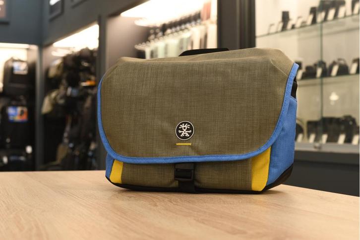 Crumpler Proper Roady 2.0 Camera Sling grey/yellow (Zwolle), Audio, Tv en Foto, Fotografie | Fototassen, Nieuw, Schoudertas, Crumpler