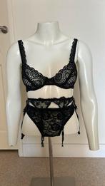 Setje bh string jarretel mt S 75B, Kleding | Dames, Calvin classics, Ophalen of Verzenden, Zwart, String