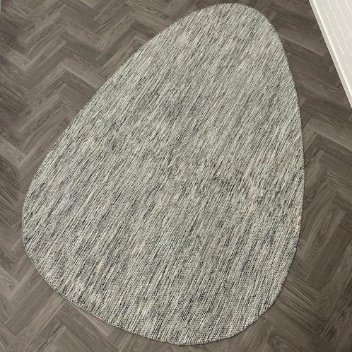Montel Circulair Forest Green 200x300cm Vloerkleed, Huis en Inrichting, Stoffering | Tapijten en Kleden, Zo goed als nieuw, 200 cm of meer