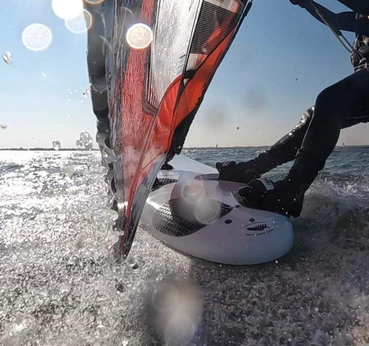 Garage opruiming windsurf boards en zeilen, Watersport en Boten, Windsurfen, Zo goed als nieuw, Zeil, Ophalen