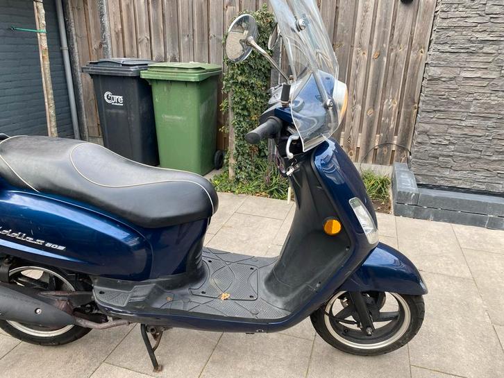 Sym Fiddle 2 S50, Fietsen en Brommers, Scooters | SYM, Gebruikt, Fiddle, Maximaal 25 km/u, Benzine, Ophalen
