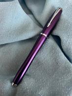Parker Urban Vulpen Paars F Nib Nieuwstaat, Verzamelen, Ophalen of Verzenden, Zo goed als nieuw, Vulpen, Parker