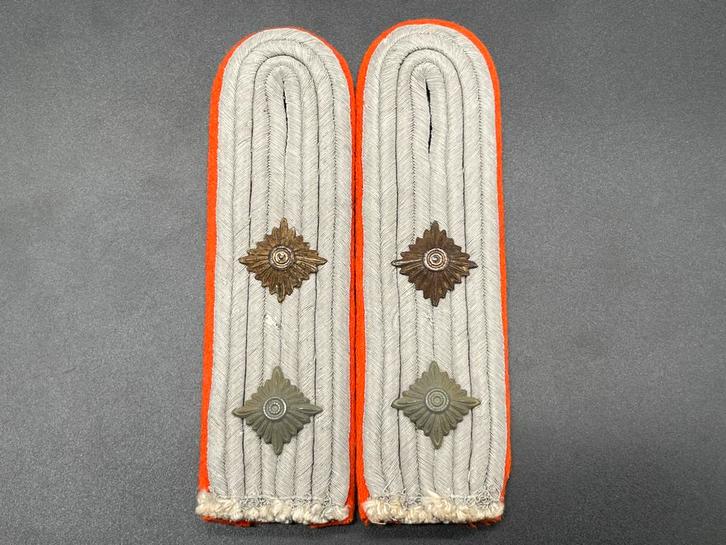 WH Schouderstukken, Verzamelen, Militaria | Tweede Wereldoorlog, Landmacht, Embleem of Badge, Duitsland, Ophalen of Verzenden
